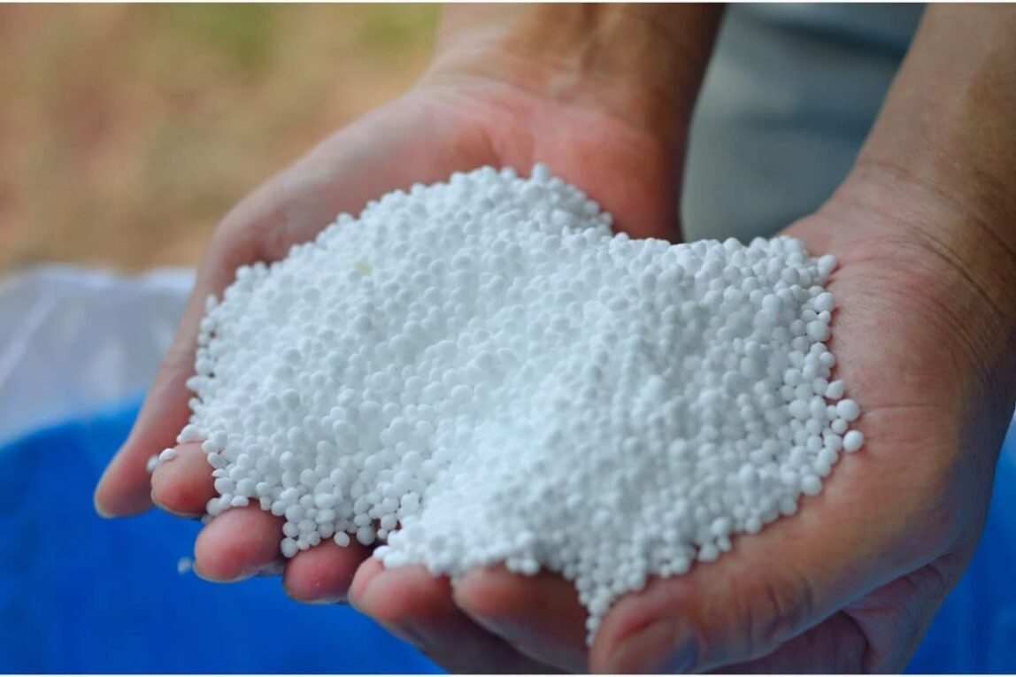 Semiconductor Manufacturing Equipment Segment is Largest Driver of Sulfur Coated Urea Market