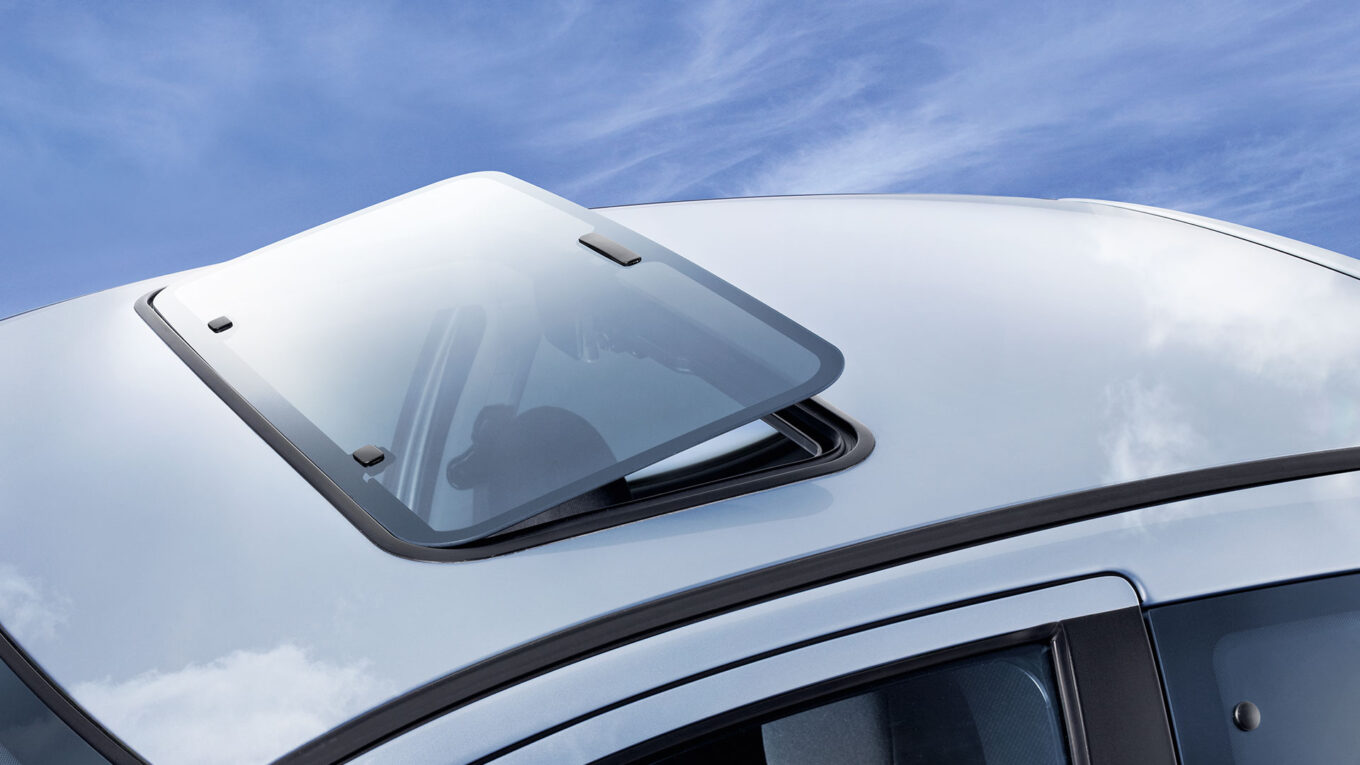 Automotive Sunroof Market Propelled by the Increasing Demand for Luxury Vehicles