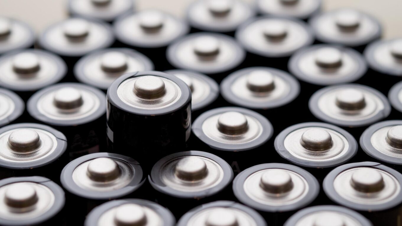 Zinc-Air Battery Market is Estimated to Witness High Growth Owing to Increasing Application in Electric Vehicles