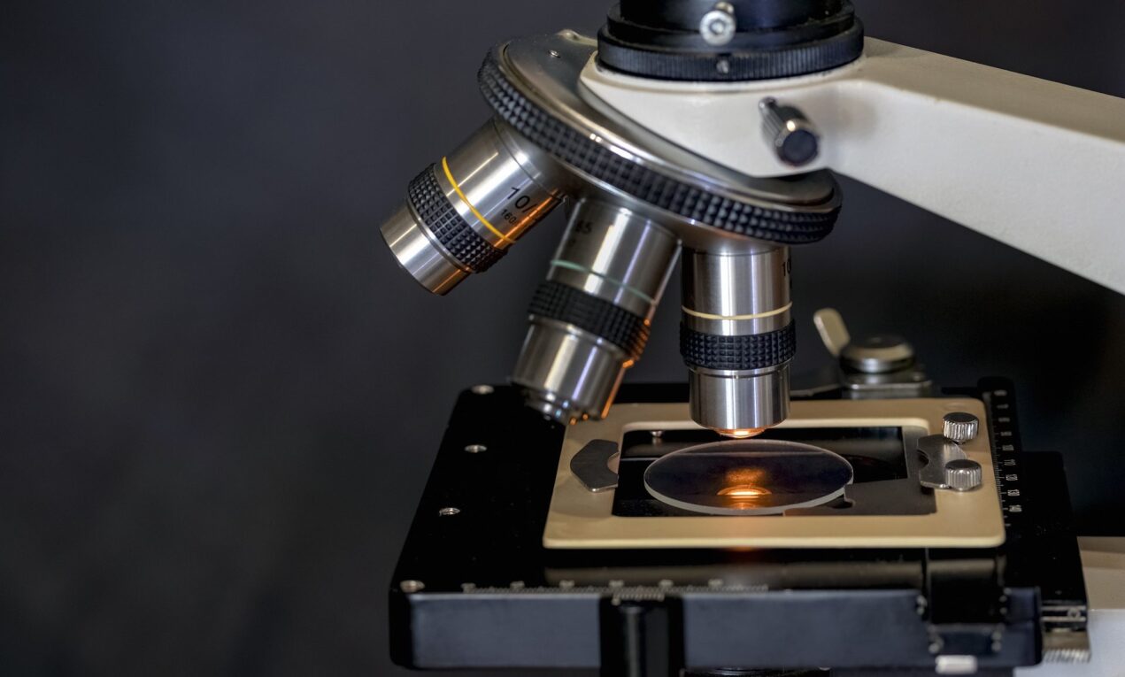 Atomic Force Microscope Market is poised to trend high in precision by integration of optics and scanning technology