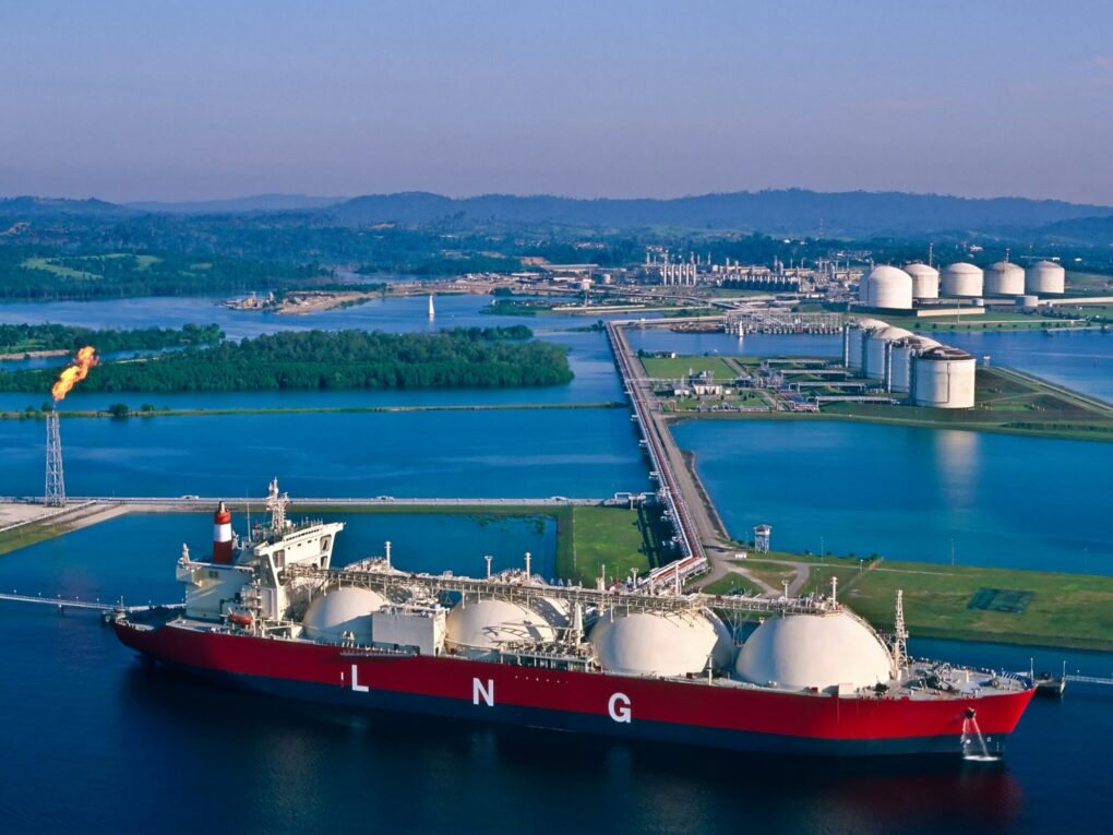 Sustainability in Energy: Liquefied Natural Gas Innovations